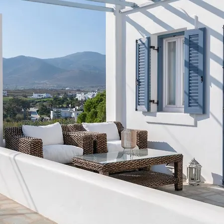 Ilios Home, Walking Distance From Logaras Sandy Beach, Paros Apartamento Piso Livadi