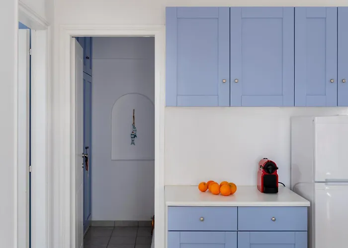 Ilios Home, Walking Distance From Logaras Sandy Beach, Paros Apartman *